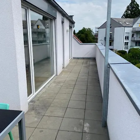 Penthousewohnung Mit Fantastischem Ausblick Und Klimaanlage *